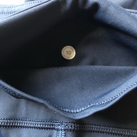 Lululemon running tights - Picture 3 of 4